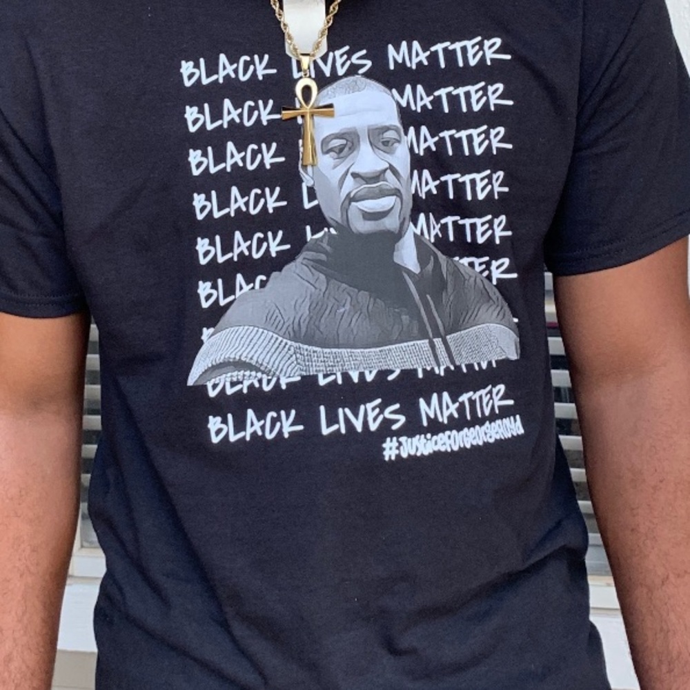 Black Lives Matter Tee ✊🏽
